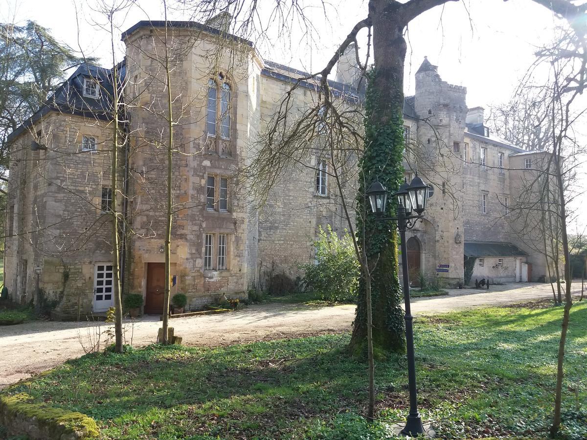 Chateau Des Chevaliers De Grand Tonne Sainte-Croix-Grand-Tonne Buitenkant foto